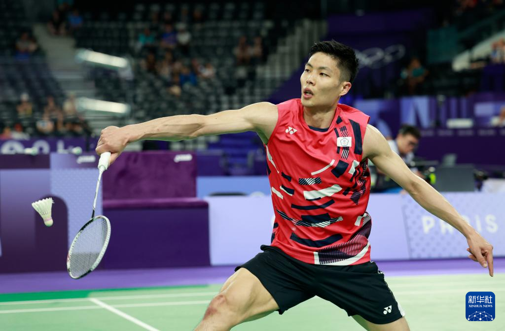 刘伯温临终前告诉儿子：9代后刘家会出一位奇才，百年后预言成真