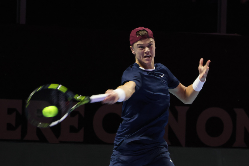 U22国足1-0绝杀韩国，连续两战不败稳占榜首！.