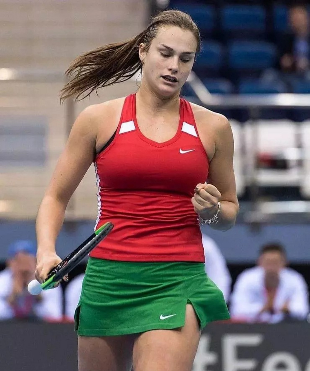 之间的对话 之间的对话