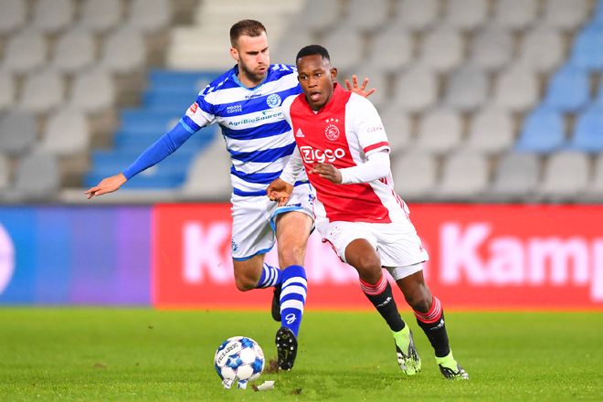 瞬间炸开锅 瞬间炸开锅